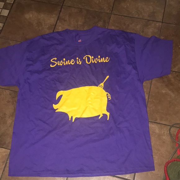 Unisex NWOT Humorous Pork Tee - Picture 1 of 4